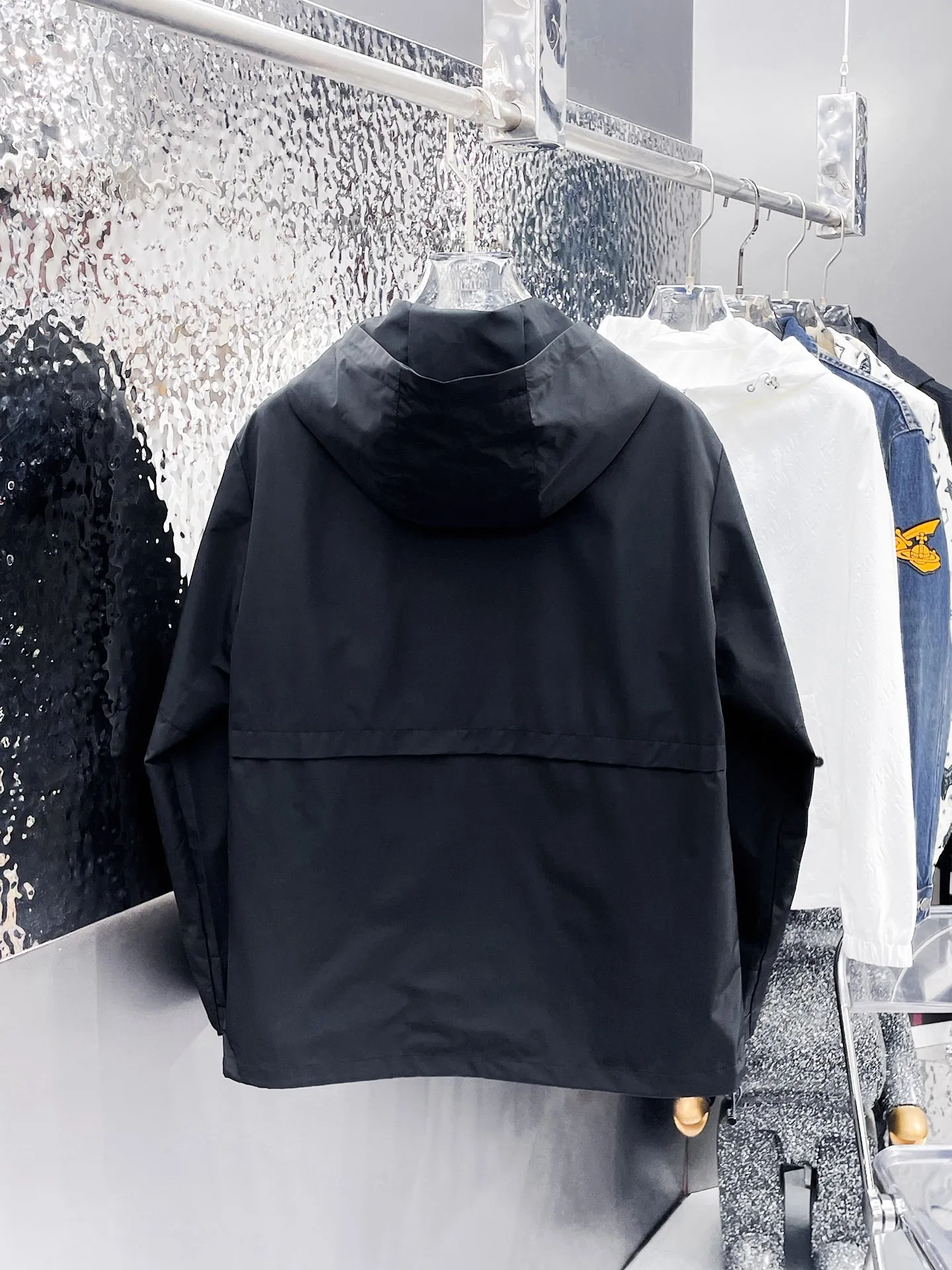 Same Style， ， ！2026 New Arrival ，Original Premium ！ Breathable ， ， ， Quality。 ！ ， ！Sizes：M～3XL